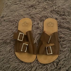 Posh Panda Barefoot Sandals